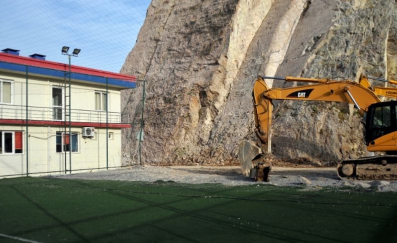 Çocuklar kurtuluyor