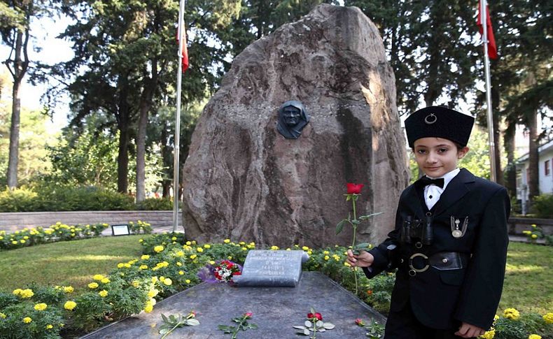 Çocuklardan Zübeyde Anne’ye duygu dolu mektuplar