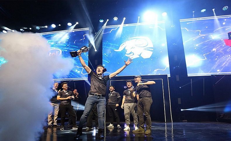 CS:GO ve Dota2 finalleri 88. İEF’de