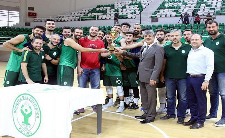 Cumhuriyet Turnuvası'nda şampiyon Bornova Belediyespor