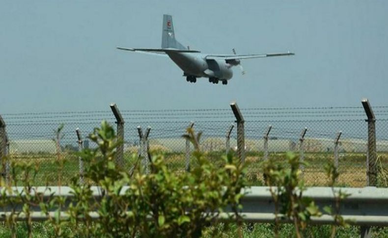 Darbe girişiminin merkezlerinden Çiğli'deki Hava Üssü'nde, eğitimlere başlandı