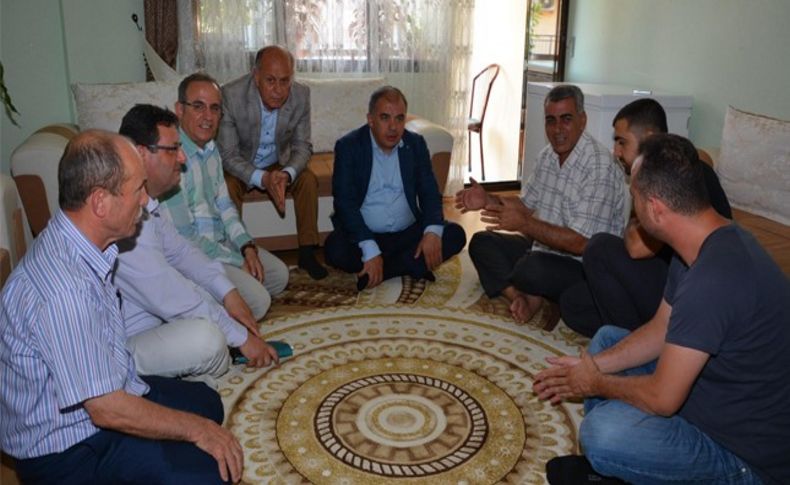 Delican şehit ailesini ziyaret etti: Tüm başkanlara çağrıda bulundu