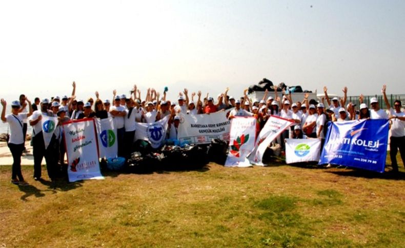 Karşıyaka'da temiz deniz seferberliği