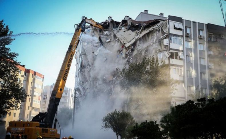 Deprem sonrası çalışmalar devam ediyor: 71 binadan 67'si yıkıldı