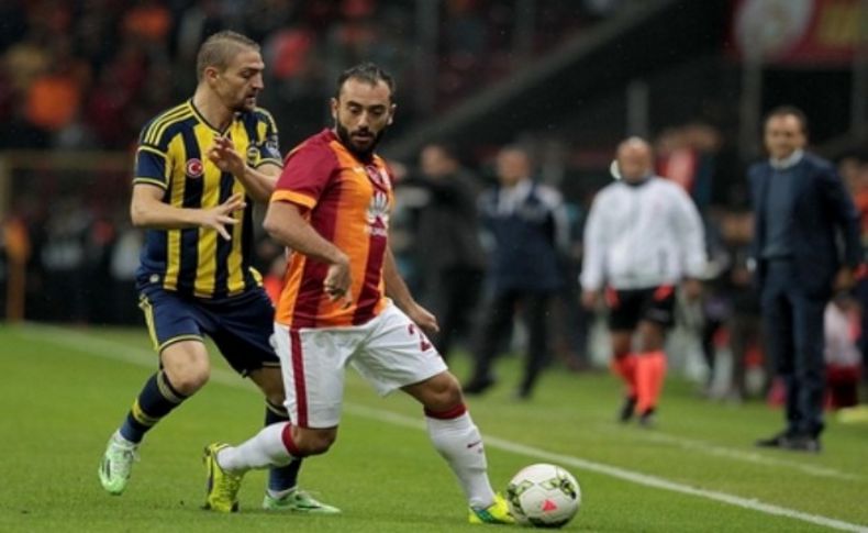Galatasaray - Fenerbahçe derbisi ertelendi