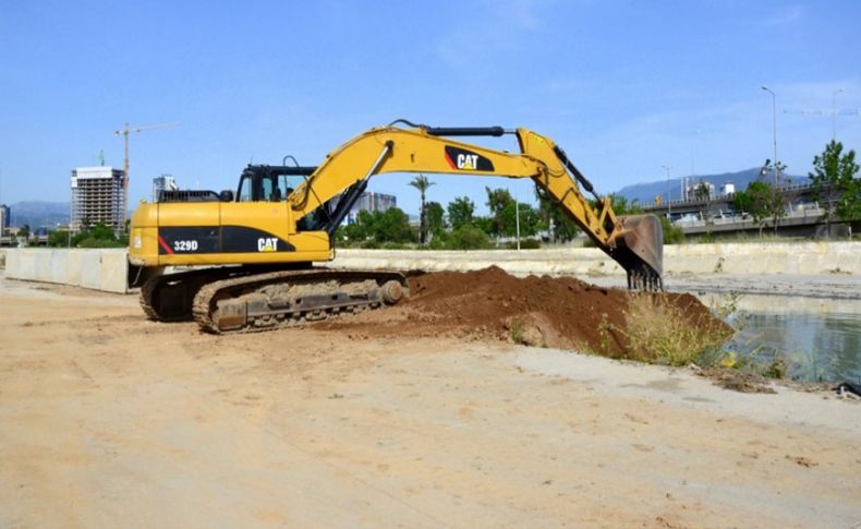 Derelerde temizlik zamanı! Büyükşehir'den 'koku' harekatı