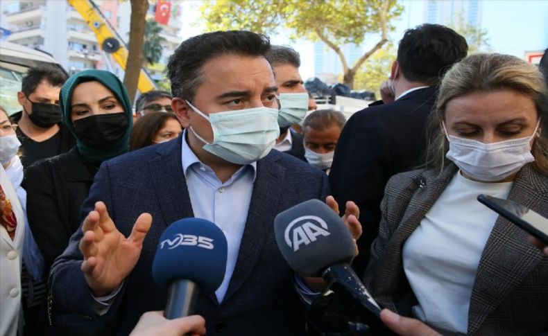 DEVA Partisi Genel Başkanı Babacan İzmir'deki deprem bölgesinde