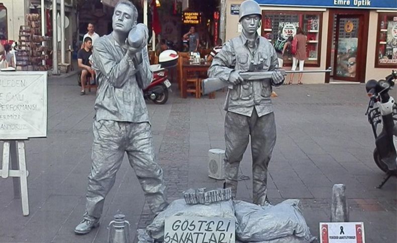 Gazilere saygı, teröre lanet