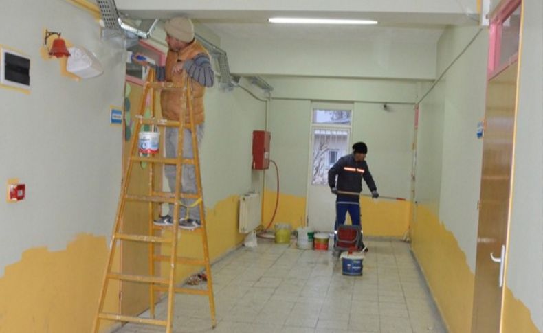 Dikili'de okullar ikinci döneme hazırlanıyor
