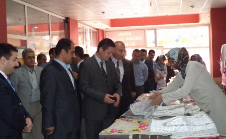 Diyarbakırlı kadınlardan öğrenciler yararına kermes