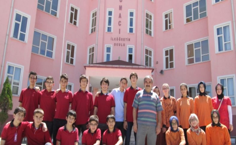Dokumacı, mezunlarını buluşturuyor