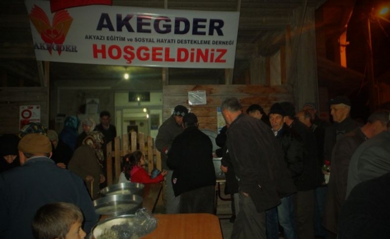 Dokurcun’da Kutlu Doğum coşkusunda gökyüzü aydınlandı