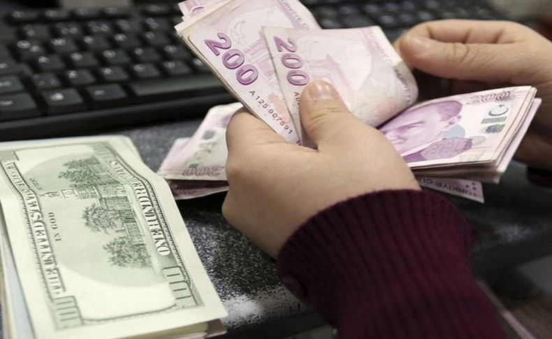 Dolar güne dalgalı başladı