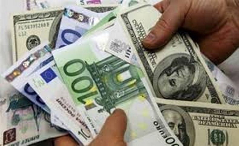 Dolar son 3 ayın en düşük seviyesine indi