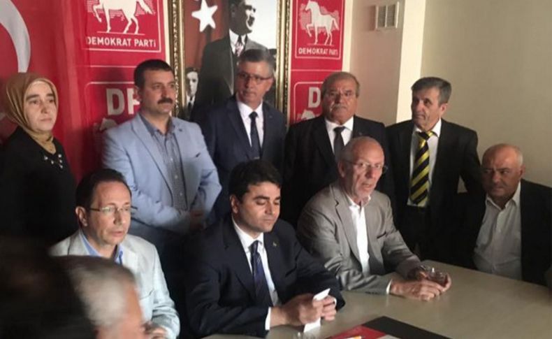DP İzmir'e genel başkan morali