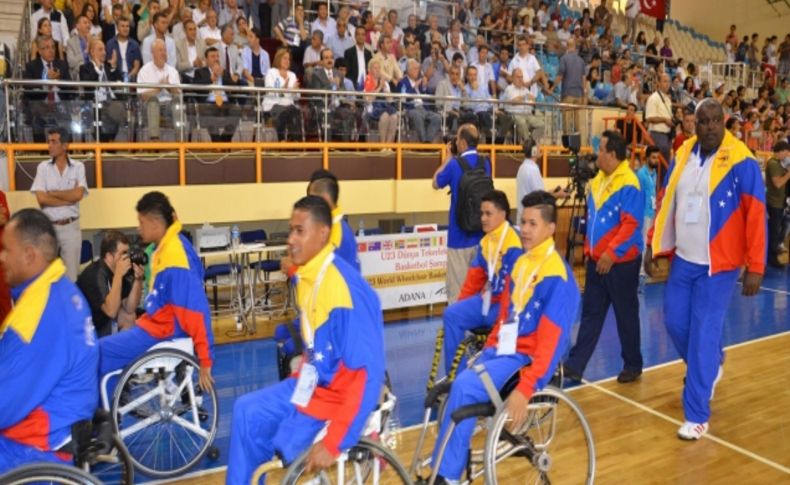 Dünya Gençler Basketbol Şampiyonası Adana’da başladı