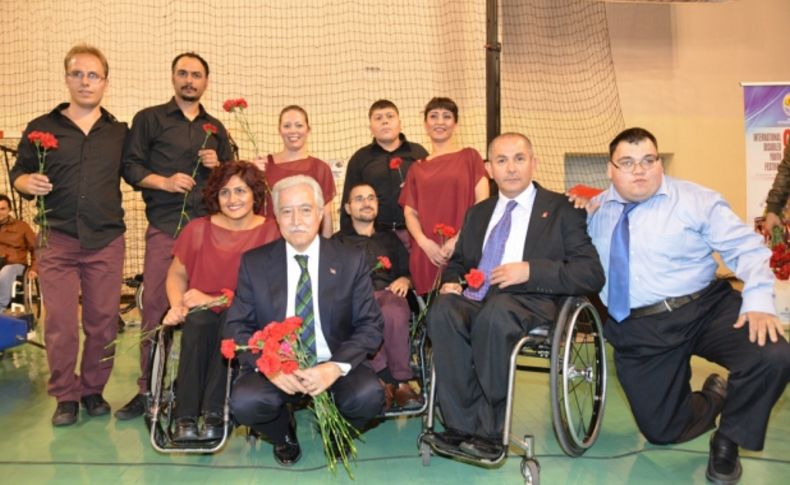 Dünya gençleri, Engelli Festivali'nde buluşacak