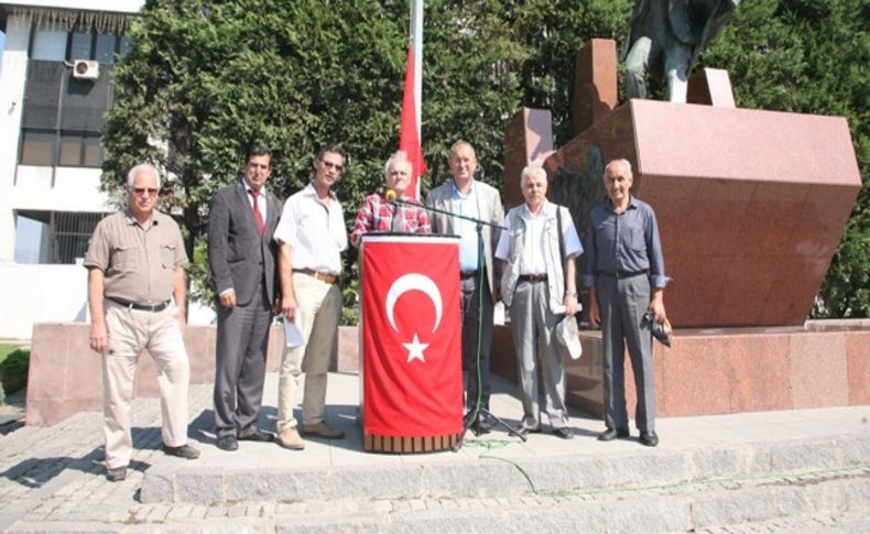 Türk Dünyası 23 yıl önceki kara günü unutmadı