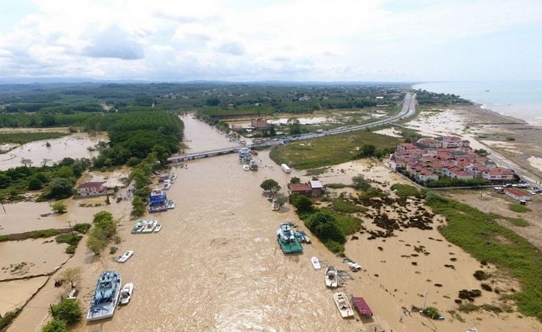 Düzce'de kaybolan 6 kişiyi arama çalışmaları yeniden başladı