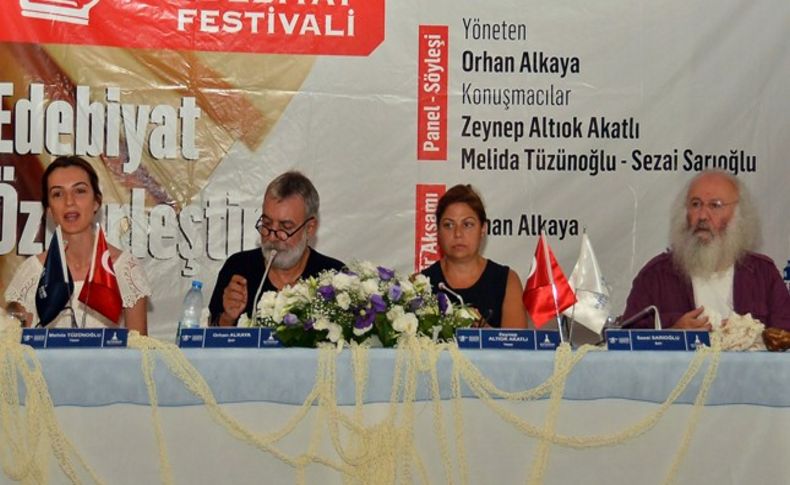 Çeşme'de 'Aziz Nesin' ve 'şiir' akşamı