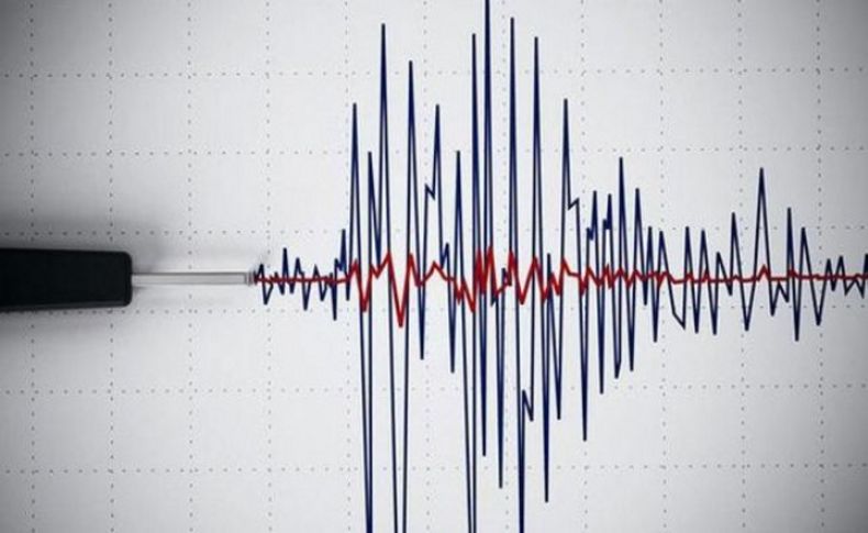 Ege'de korkutan deprem