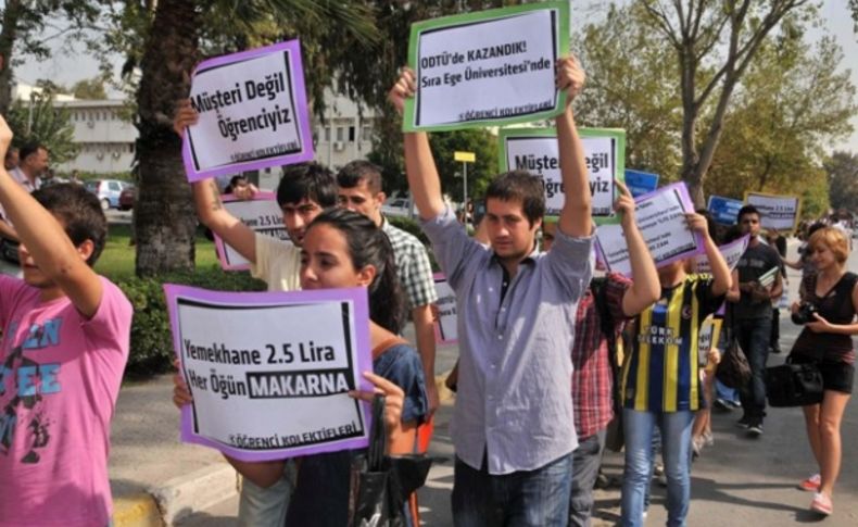 Ege Üniversitesi'nde yemek zammı protestosu