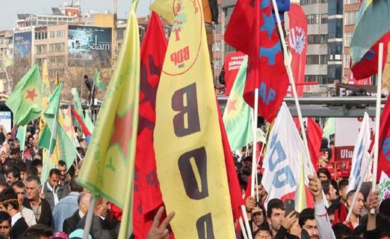 Ek Fotoğraflar - Kadiköy'de Rojava'ya Destek Mitingi