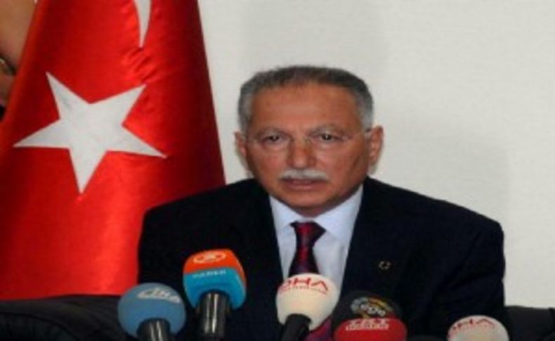 İhsanoğlu, Salı günü İzmir'de