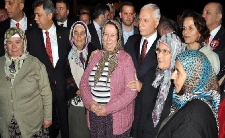El Arabali Temizlik Görevlisi Geçit Töreninde (3)