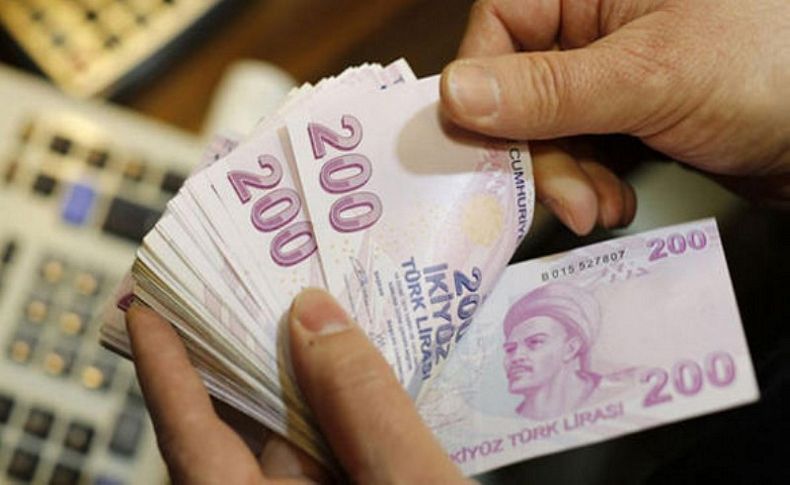 Emekliler nefesini tuttu bu haberi bekliyor! 2 bin lira heyecanı