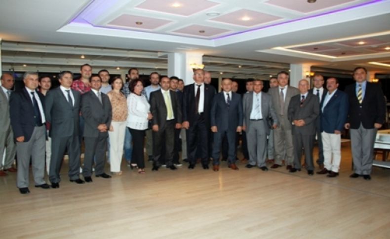 Emniyet teşkilatı gazetecileri ağırladı
