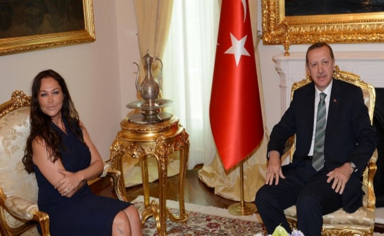 Erdoğan Hülya Avşar'ı kabul etti