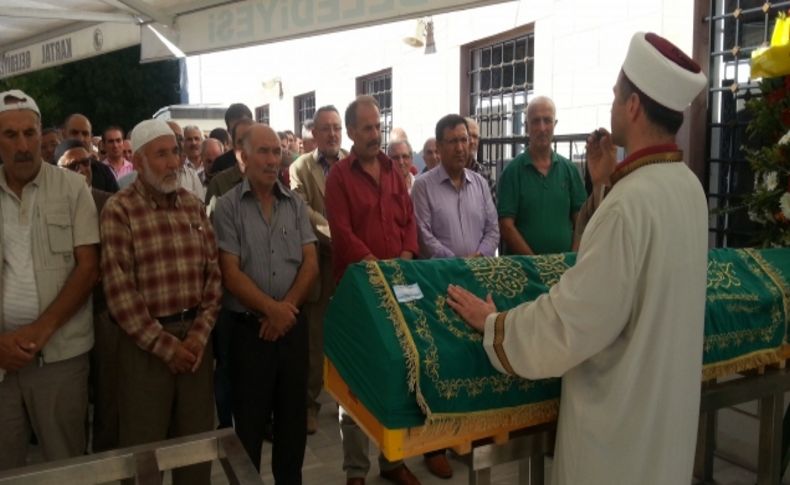 Ergenekon hükümlüsü babasının cenazesine katıldı