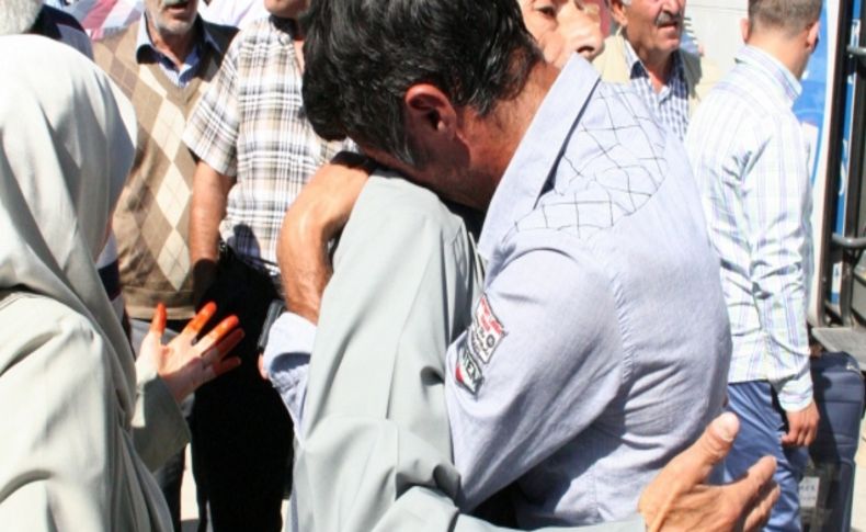Erzincanlı hacı adaylarından ilk kafile yola çıktı