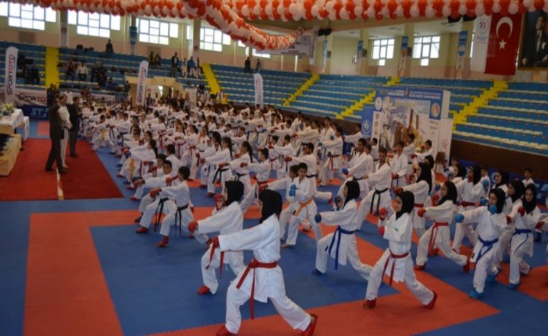 Erzurum Uluslararası Karate Şampiyonası'na ev sahipliği yapacak