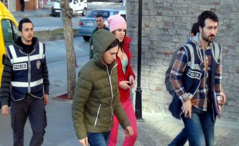Erzurum'da Gürcistanli 2 Travestiye Fuhuş Gözaltisi