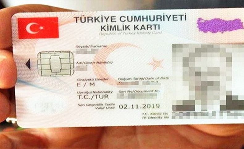 Eski belediye başkanı sahte kimlikle yakalandı!