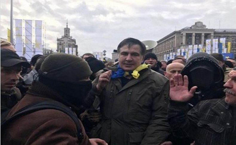 Eski Gürcistan Cumhurbaşkanı Saakaşvili'ye ev hapsi
