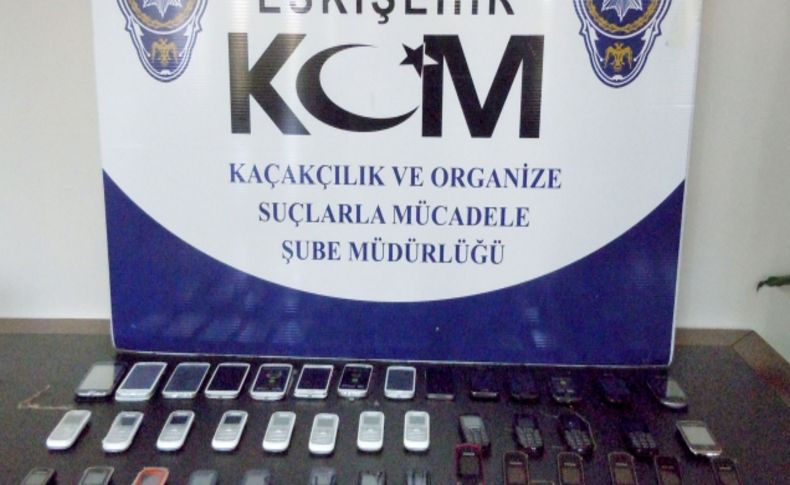Eskişehir’de kaçak cep telefonu operasyonu