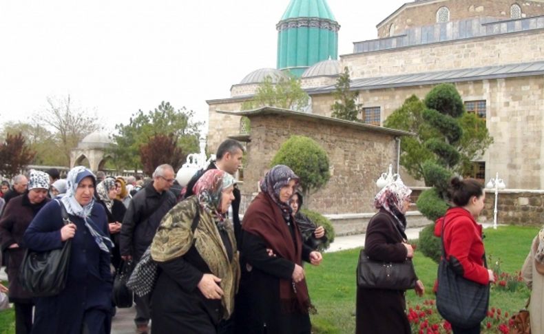 Etimesgut Belediyesi, vatandaşları Mevlana ruhuyla buluşturuyor