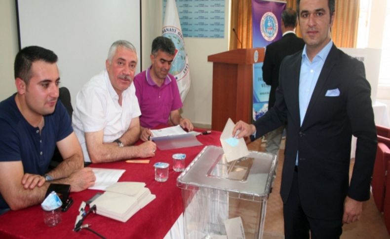 ETSO seçimlerinin galibi Selçuk Polat oldu