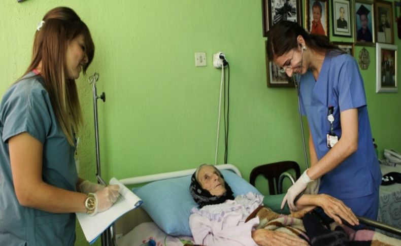 ‘Evde Yaşlı Bakım Hizmeti’ Türkiye’ye anlatılacak