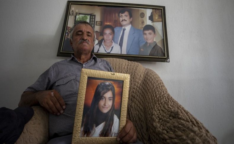 Evlat nöbeti tutan babadan kızına 'teslim ol' çağrısı