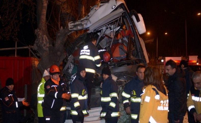 Facia gibi kaza! 11 ölü 44 yaralı