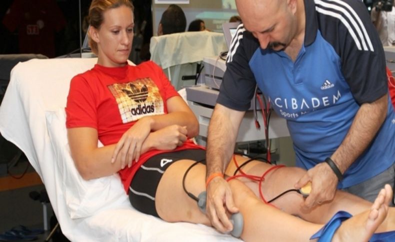 Faik Karayev, Acıbadem Fulya Hastanesi Sporcu Sağlığı Merkezi'ni ziyaret etti