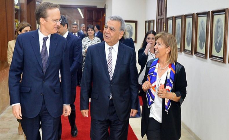 Başkan iki ülkenin büyükelçisini ağırladı: Fuar lobisi