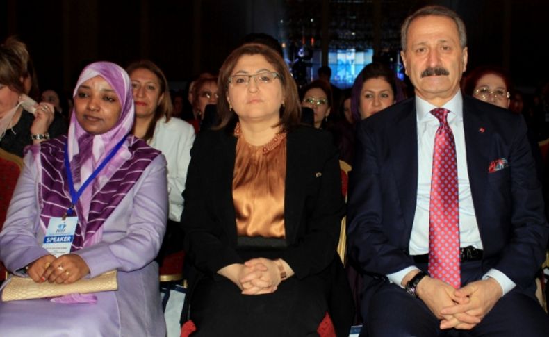Fatma Şahin: Kadınların tam zamanlı mesaisi üzerinde çalışma yapıyoruz