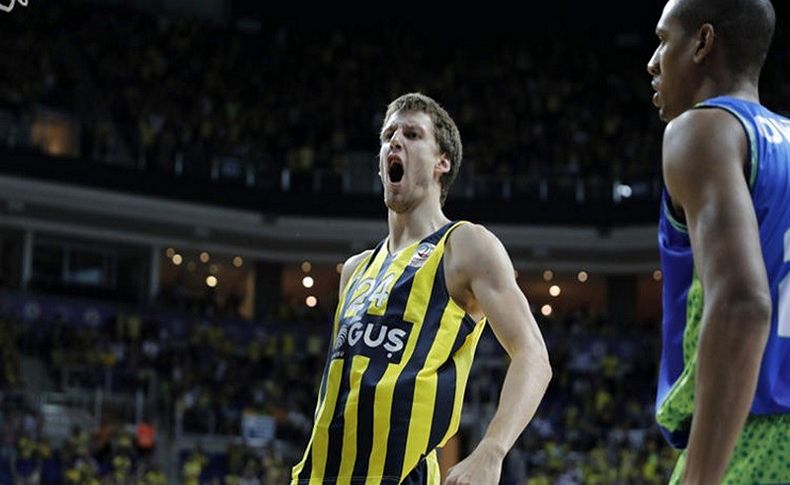 Fenerbahçe üst üste 3. kez şampiyon!