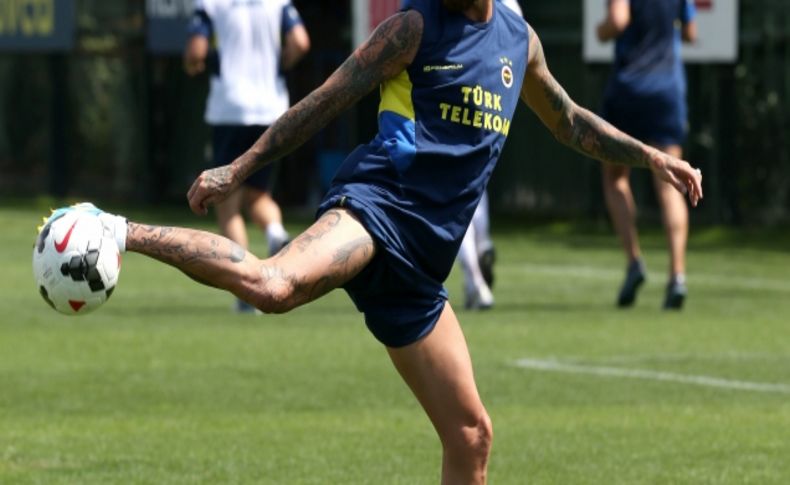 Fenerbahçeli futbolcular, dayanıklılık koşusu yaptı