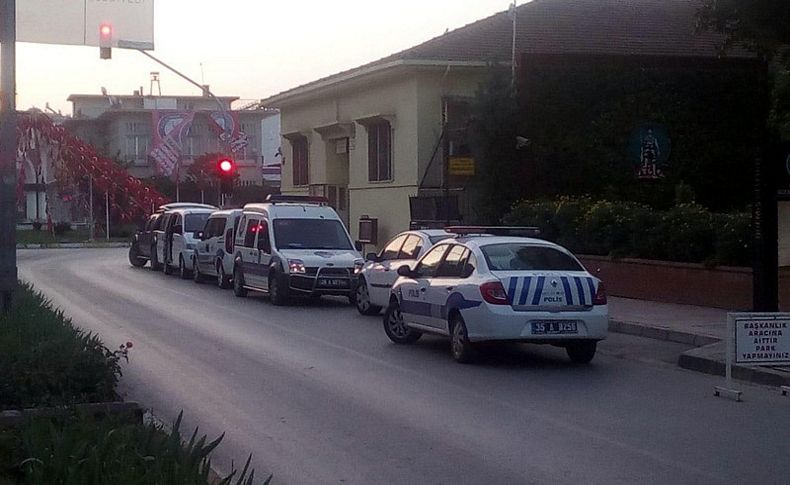 FETÖ'den açığa alınan yüzbaşı, askerlik şubesi önünde intihar etti